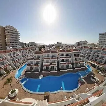Lägenhet Location P, Terrace With Pool View, Sunny, Quiet, Wifi *