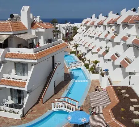 Location P, Terrace With Pool View, Sunny, Quiet, Wifi 아파트